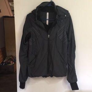 Lululemon Run: Hustle Jacket size 4